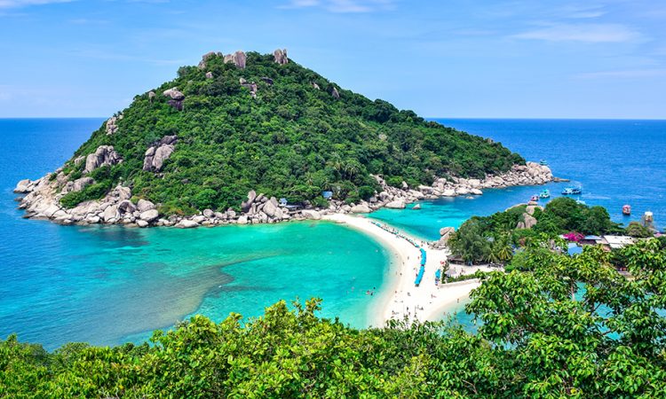 Beautiful Thailand beach of Nang Yuan island in gulf of Thailand